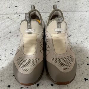 KEEN Men's Steel Toe Beige Slip-On Sneakers